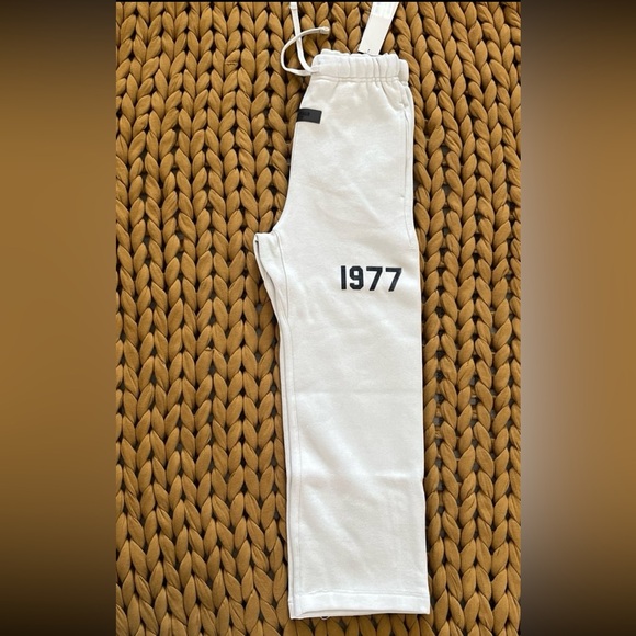 Fear of God Essentials Set - Picture 6 of 9